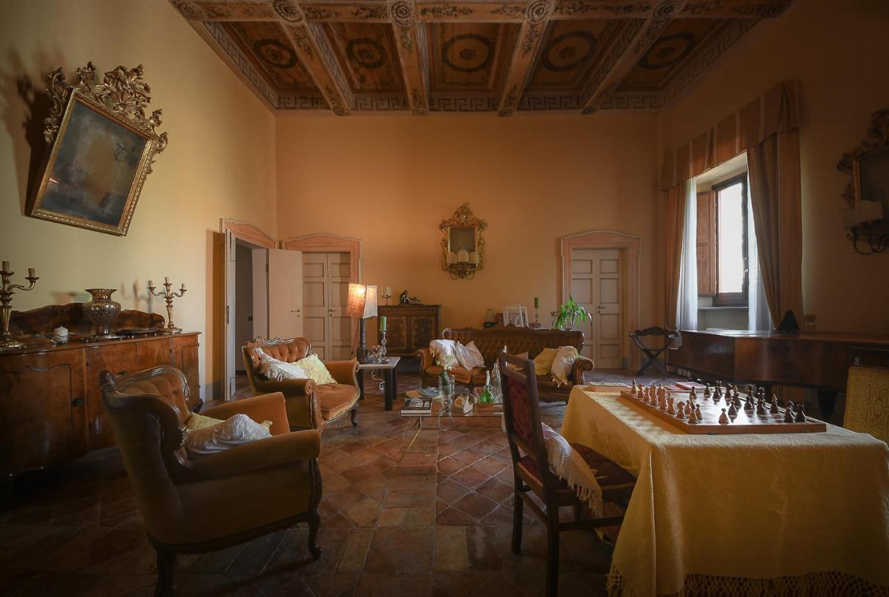 Palazzo Bonfranceschi Bed and Breakfast Belforte del Chienti Εξωτερικό φωτογραφία